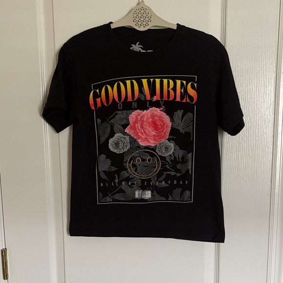 Bailey Apparel Tops - Vibes Bailey Aparel Good Vibes Only Black Graphic Tee flowers and smiley face